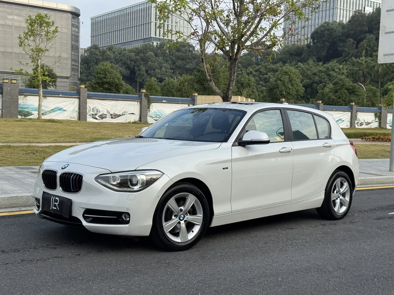 BMW 1 Series (imported)  из Китая