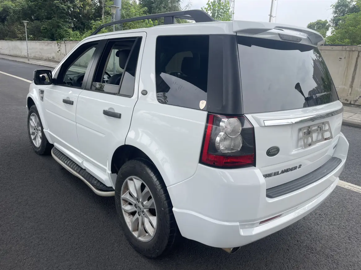 Land Rover Freelander 2