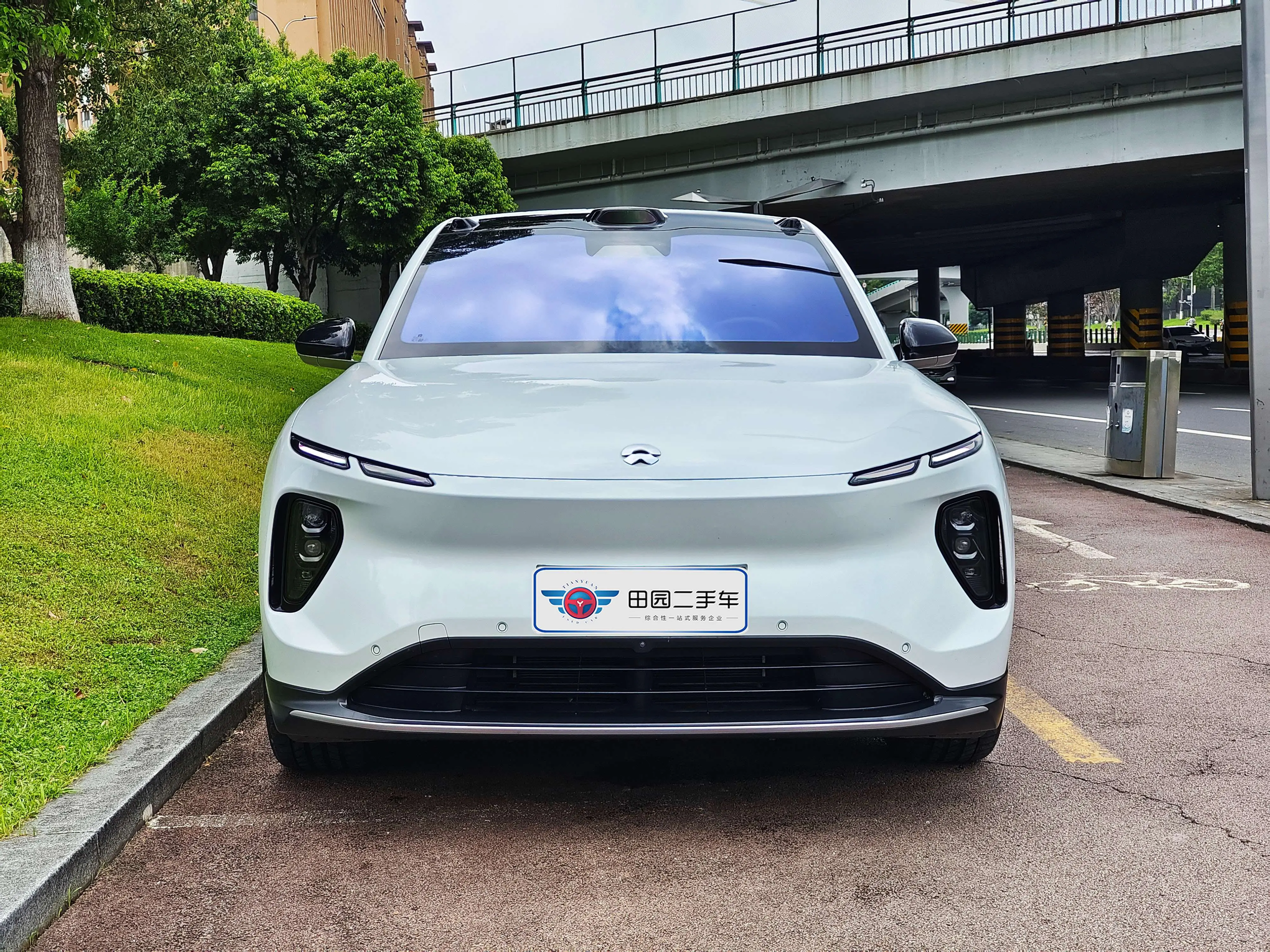 NIO EC6