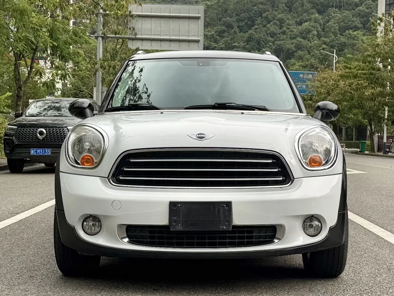 MINI COUNTRYMAN