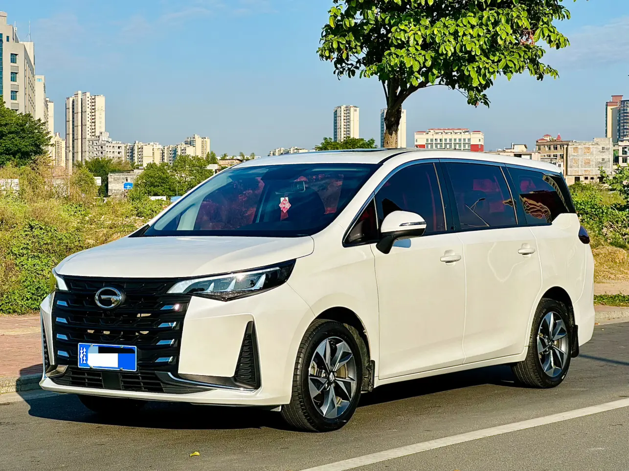 GAC Trumpchi M6  из Китая