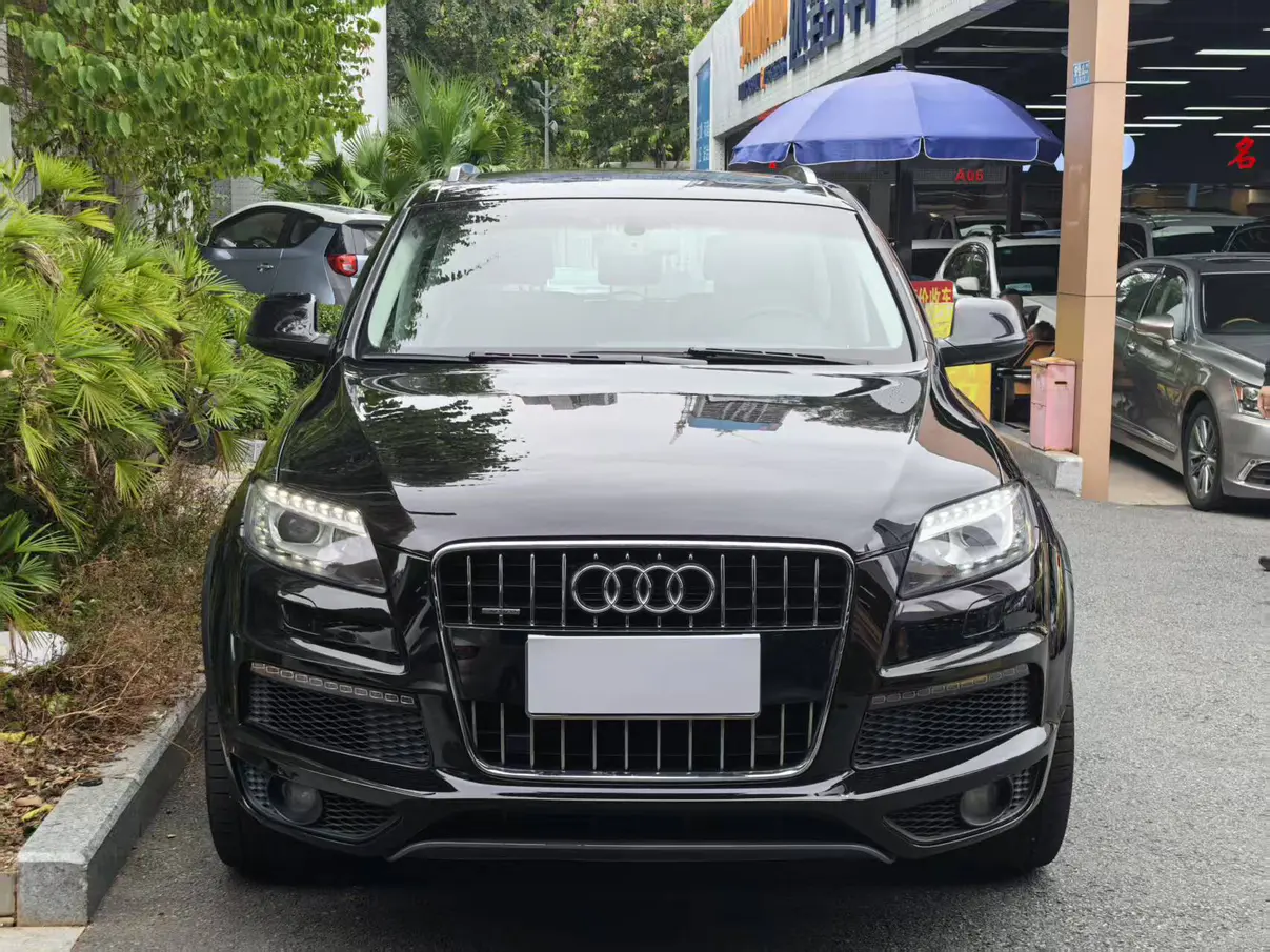 Audi Q7  из Китая