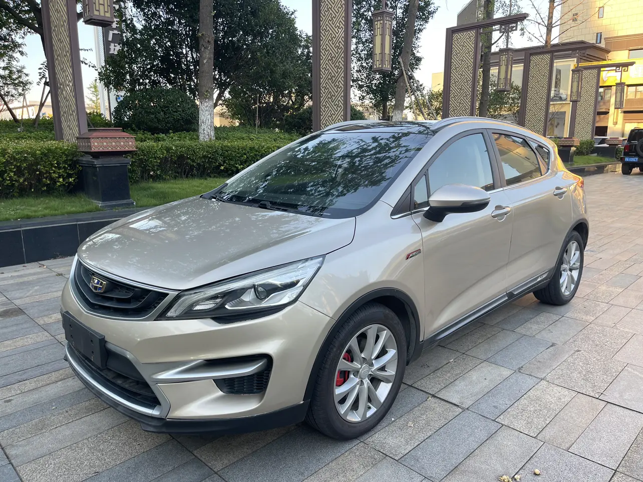 Geely Emgrand GS