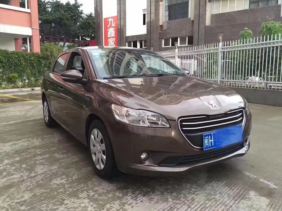 Peugeot 301
