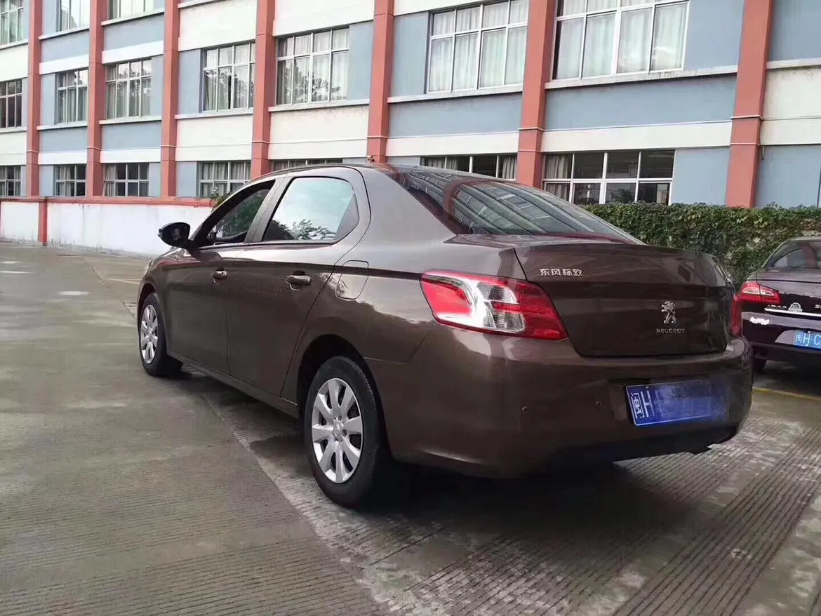 Peugeot 301