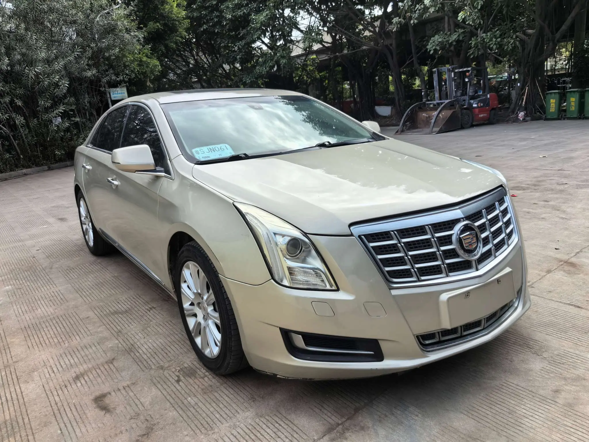 Cadillac XTS