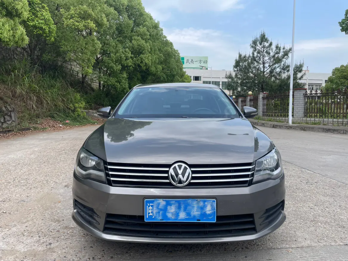 Volkswagen Bora  из Китая