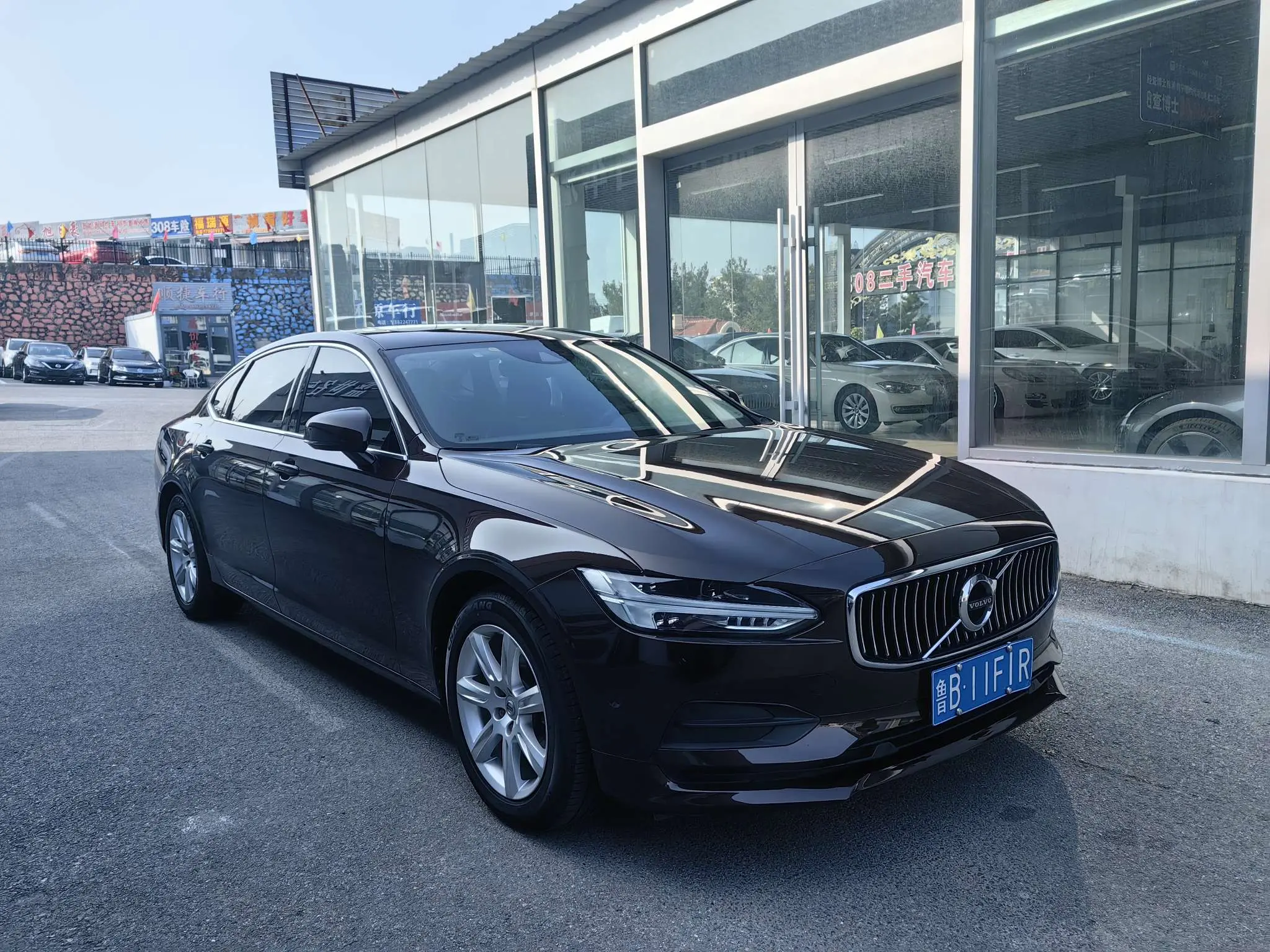 Volvo S90