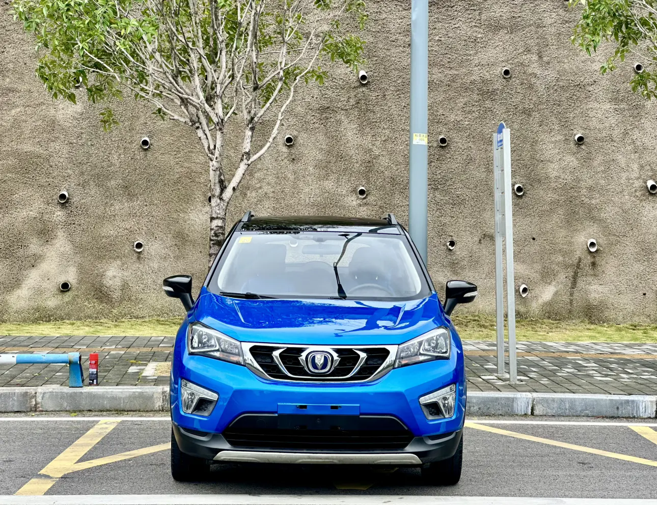 Changan CS15  из Китая