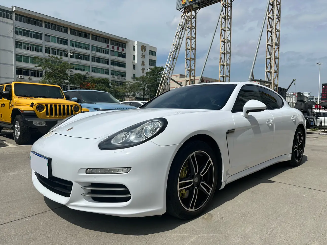 Porsche Panamera