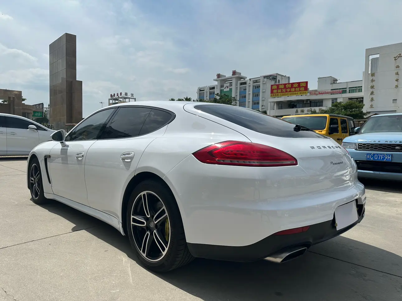 Porsche Panamera
