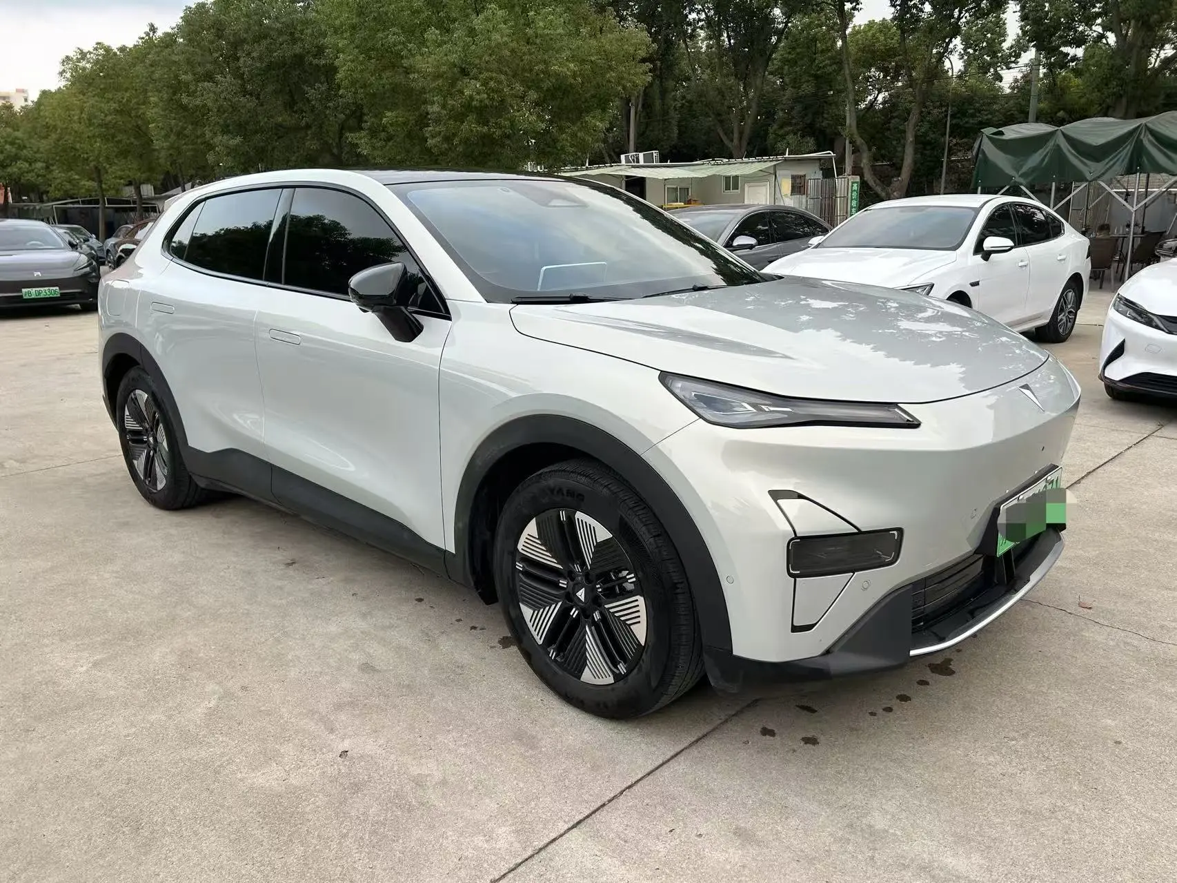 Deepal Dark blue S05