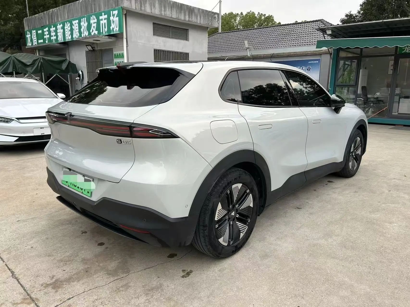 Deepal Dark blue S05