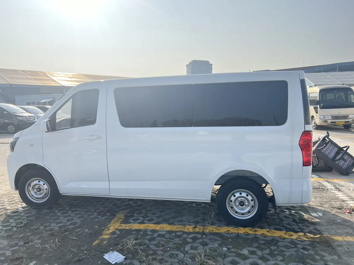 Changan Kaicene Ruixing EM60