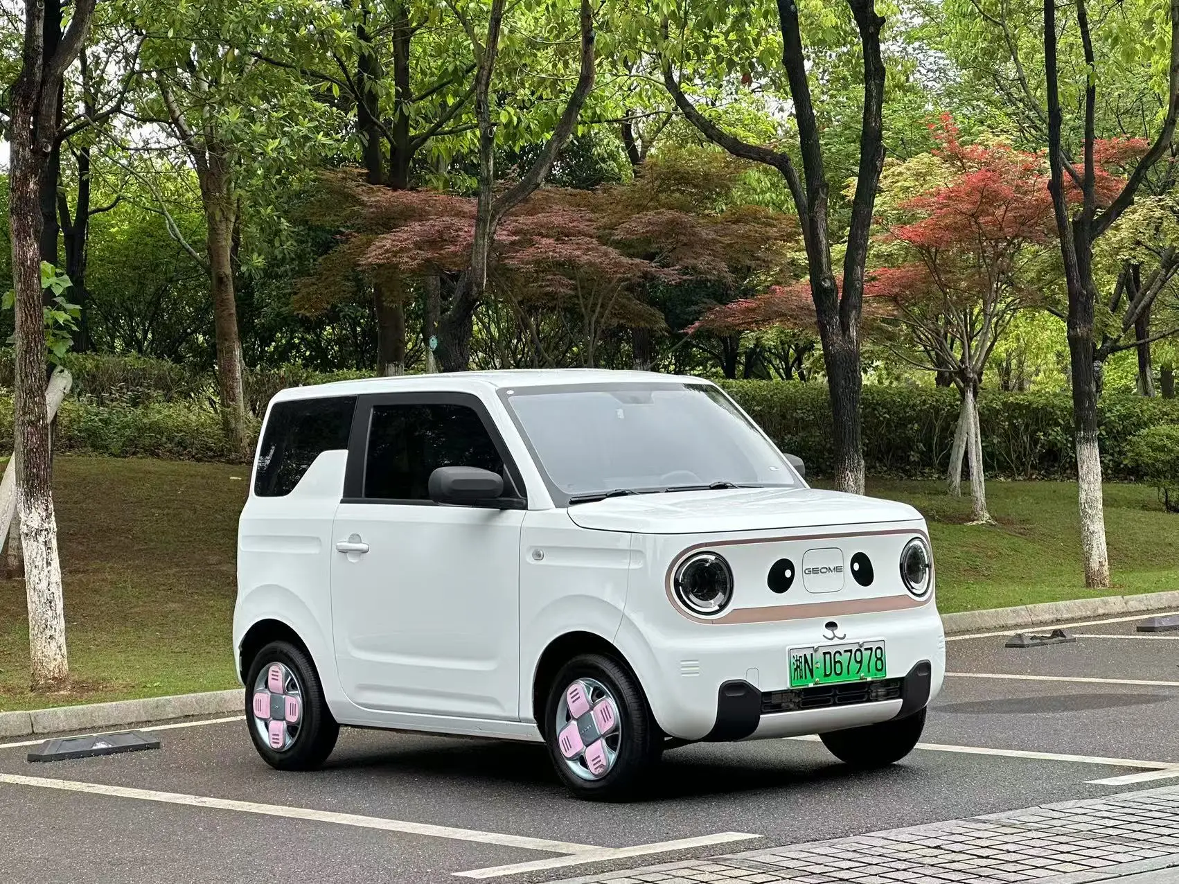 Geely Panda