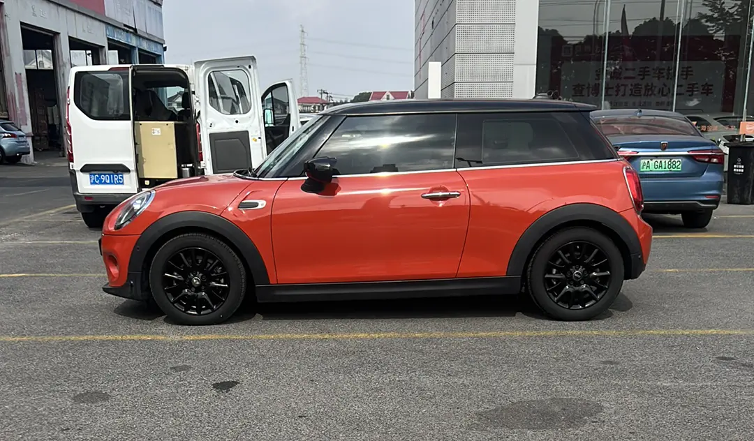 MINI MINI