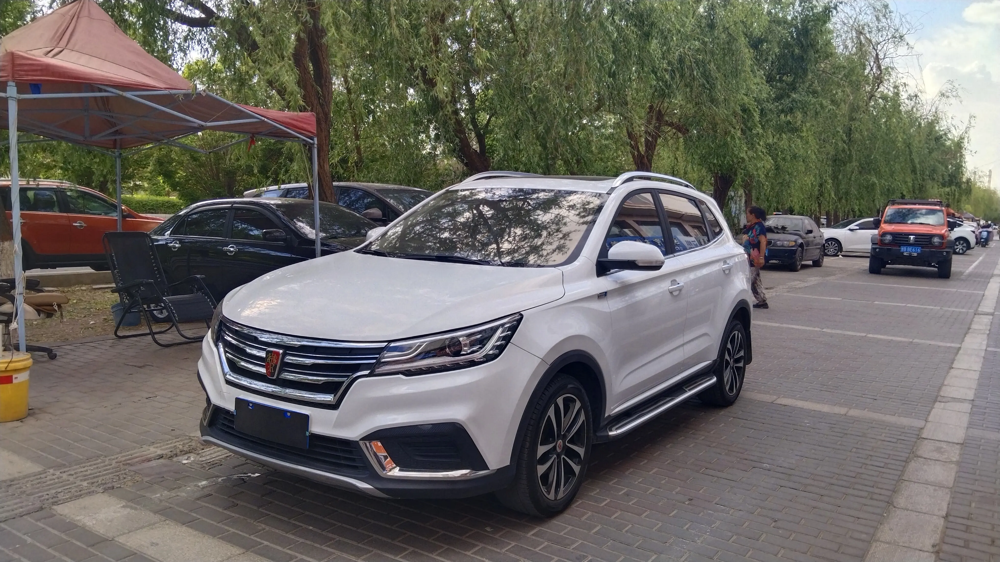 Roewe RX3  из Китая