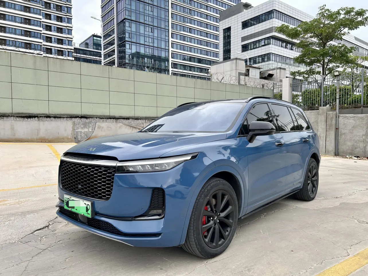 Li ONE (Ideal ONE)  из Китая