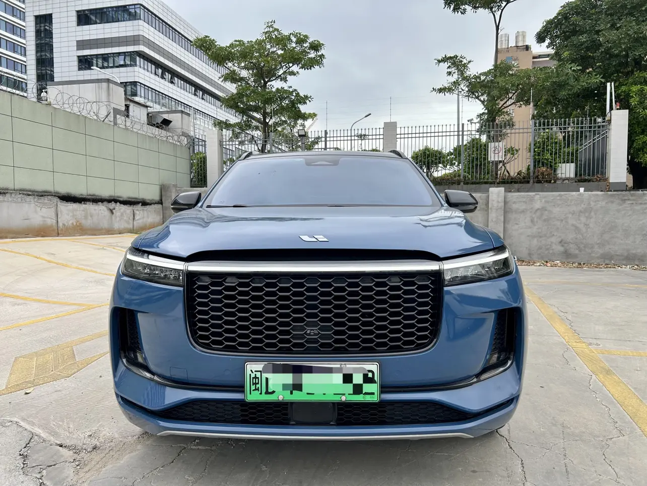 Li ONE (Ideal ONE)  из Китая