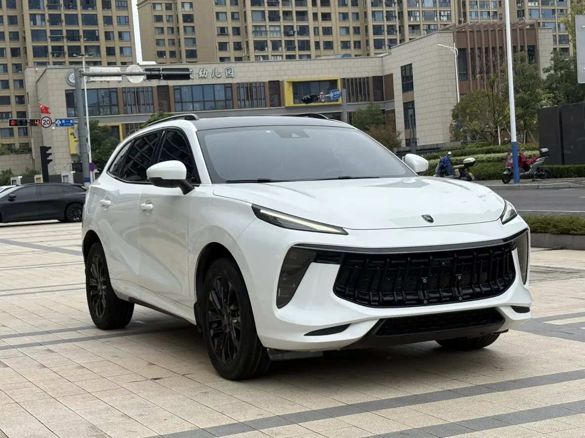 Forthing Fengxing T5 EVO