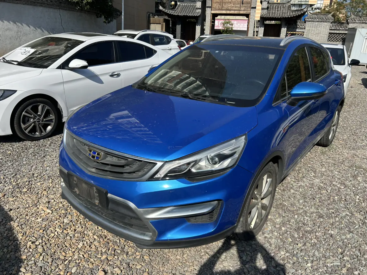 Geely Emgrand GS  из Китая