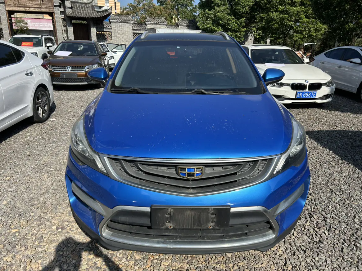 Geely Emgrand GS  из Китая