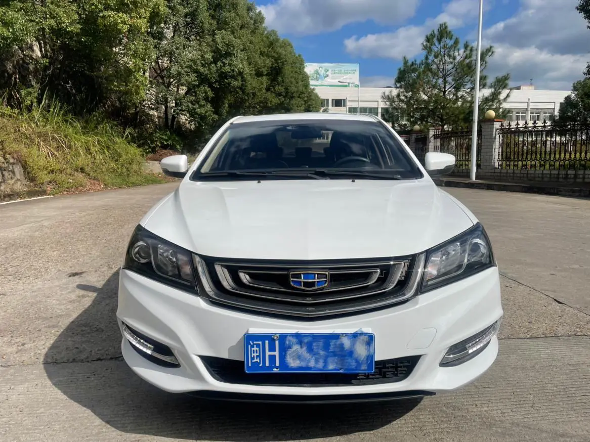 Geely Emgrand  из Китая