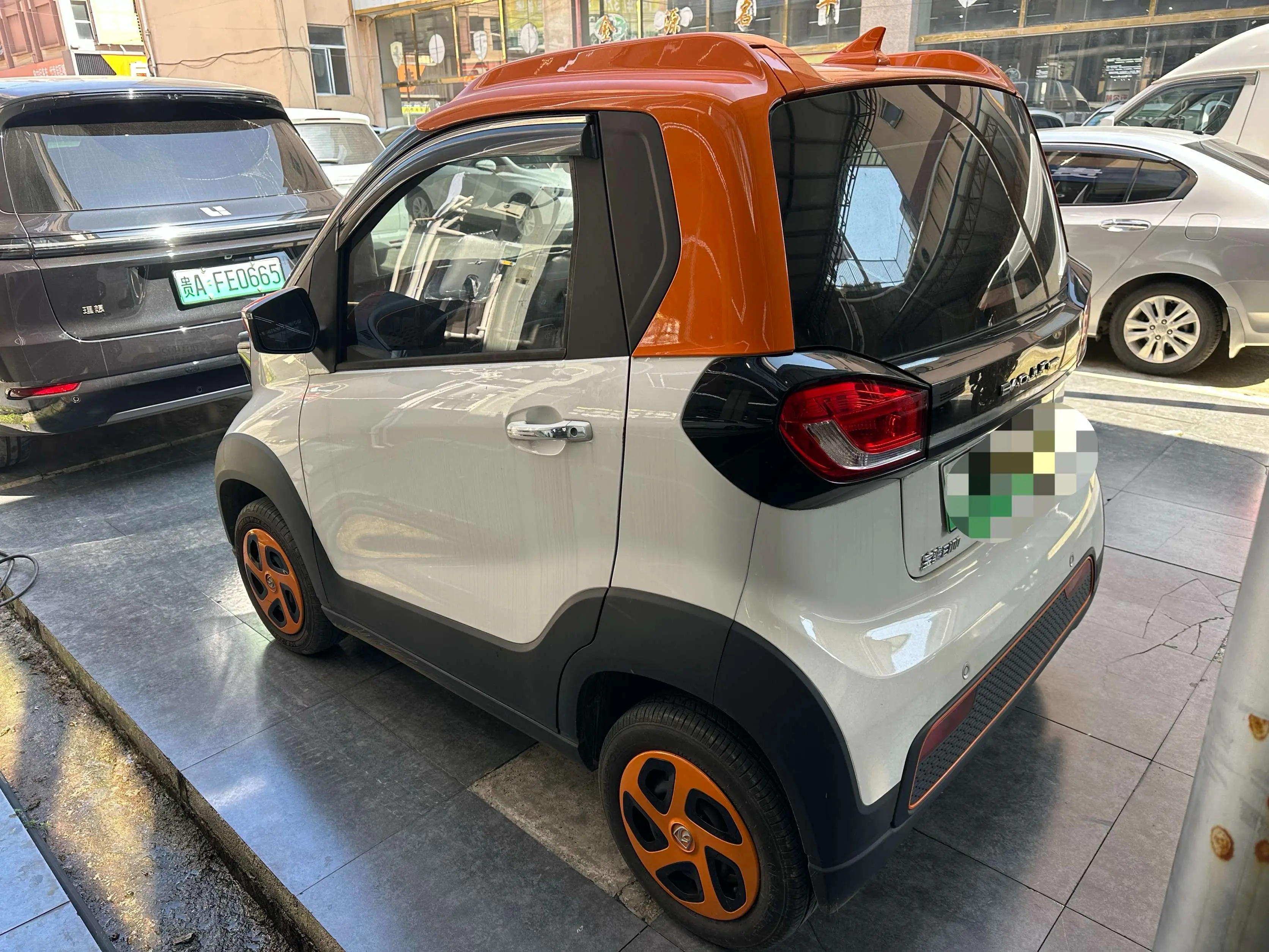 Baojun E100