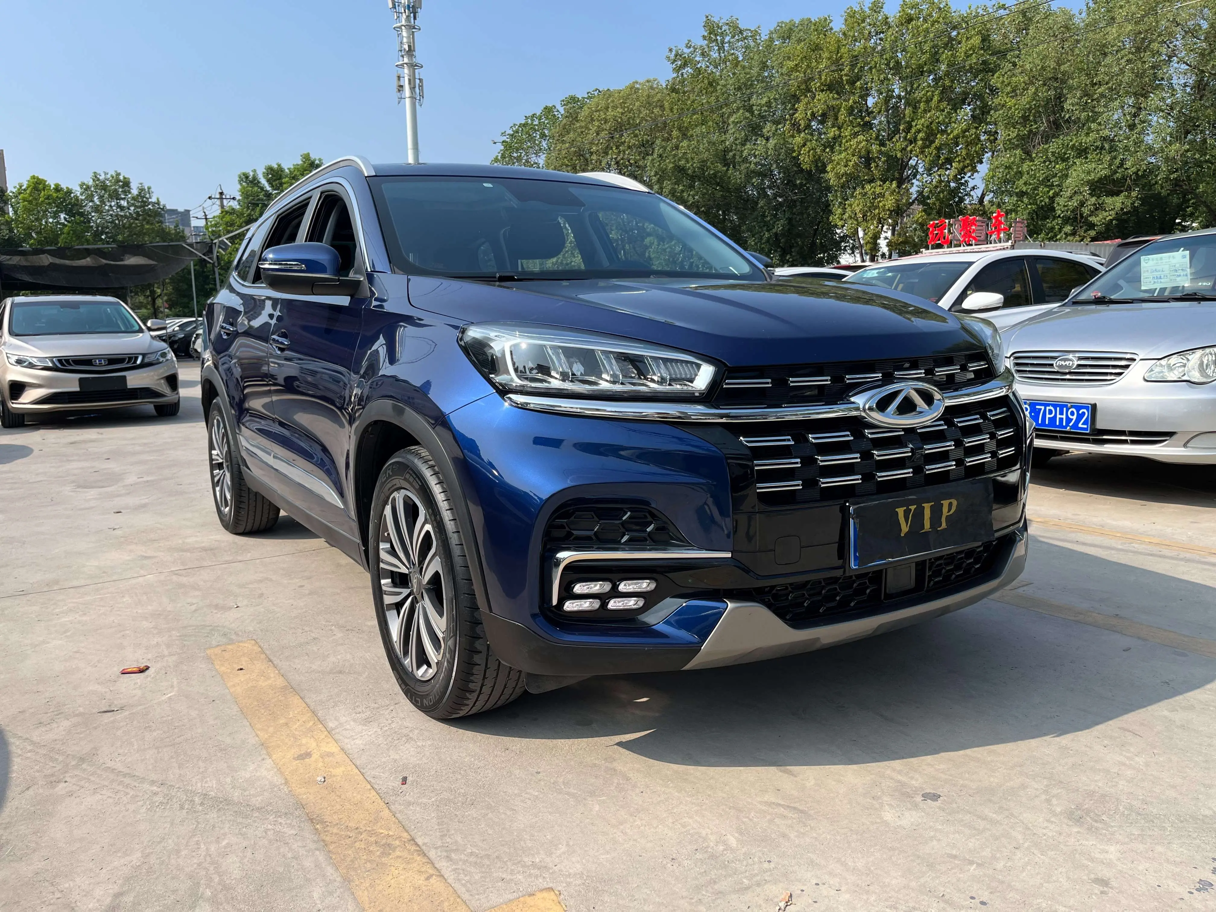 Chery Tiggo 8
