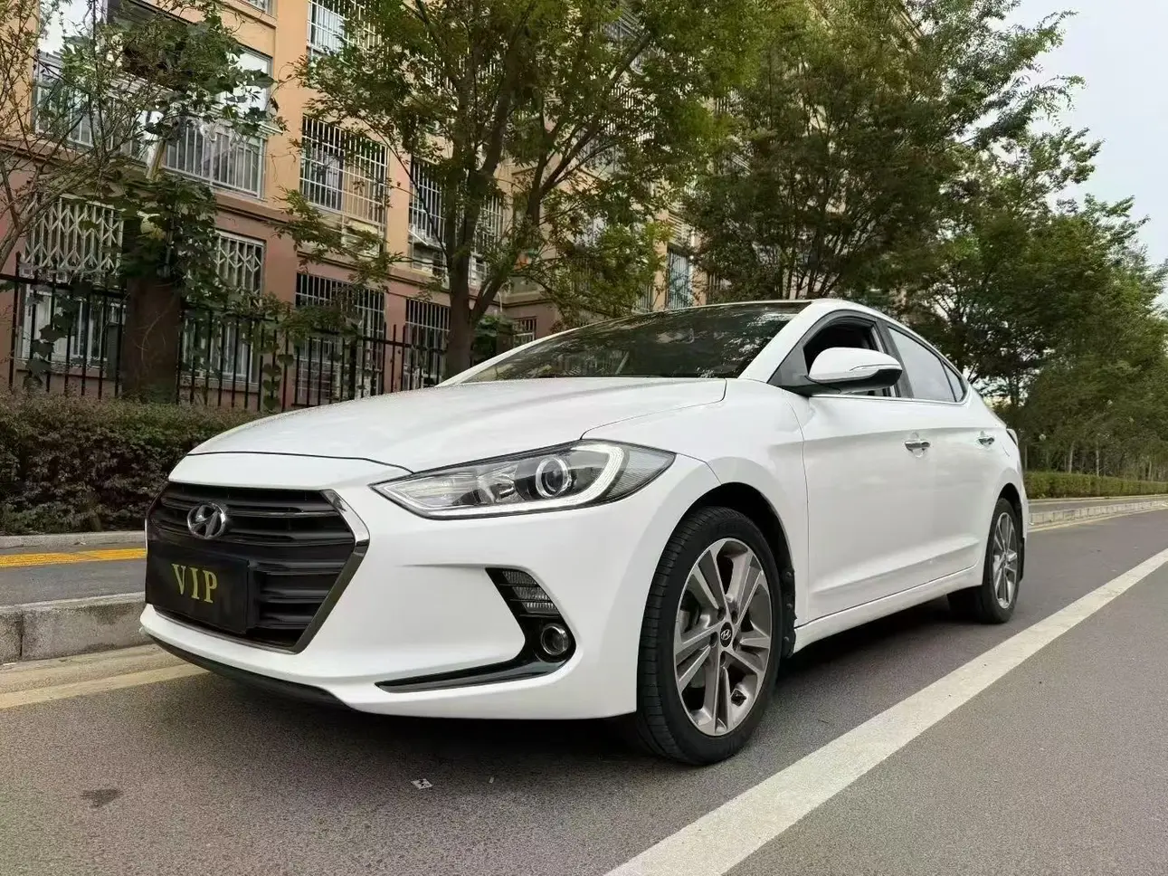 Hyundai Lead