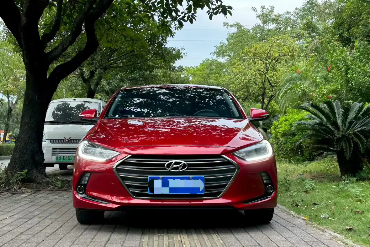 Hyundai Lead