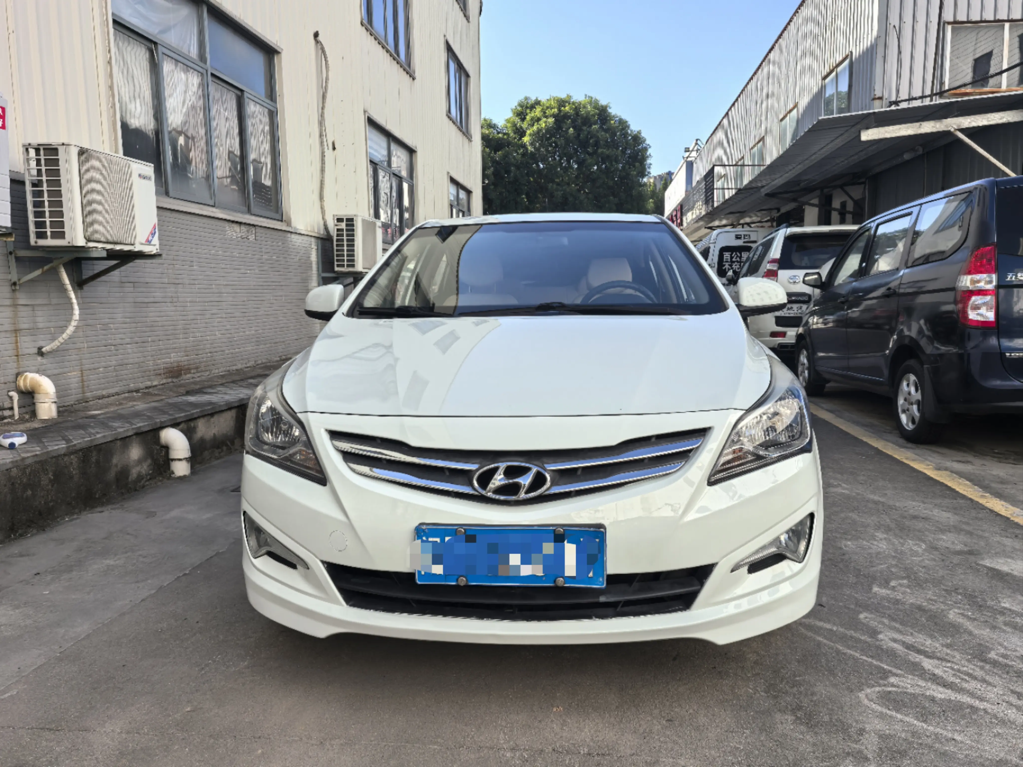 Hyundai Rena