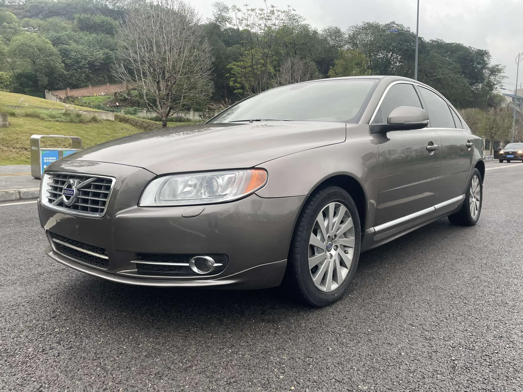 Volvo S80L