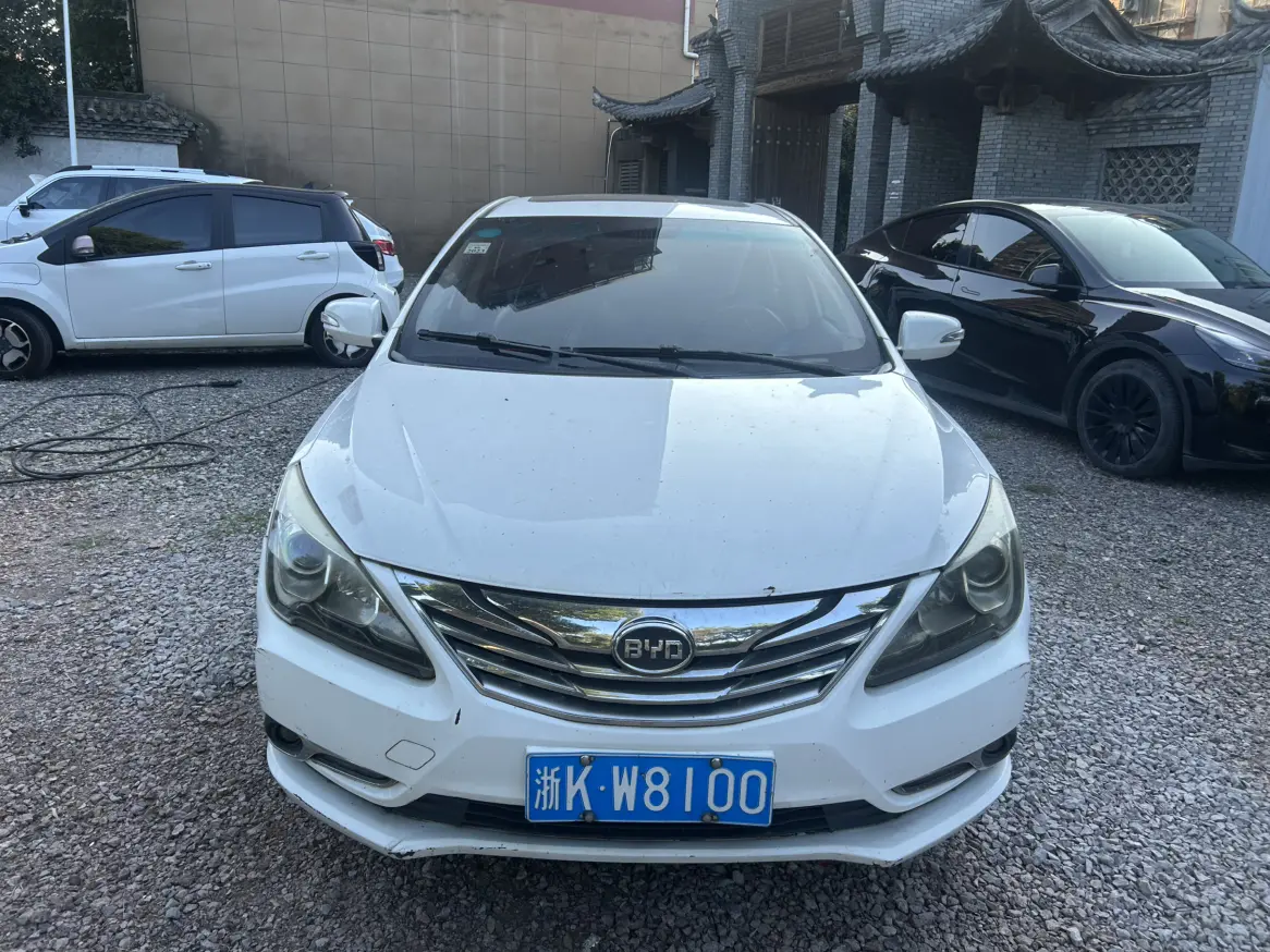 BYD G5