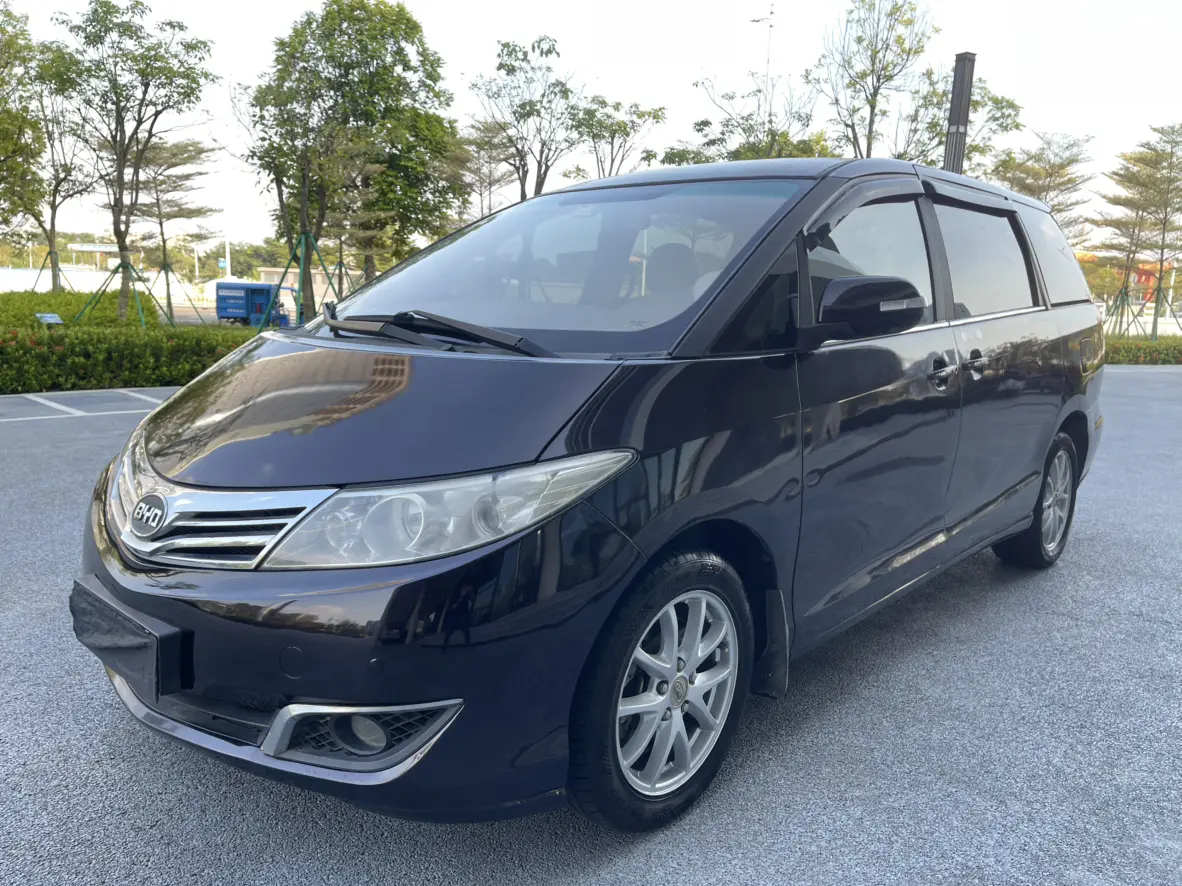 BYD M6  из Китая