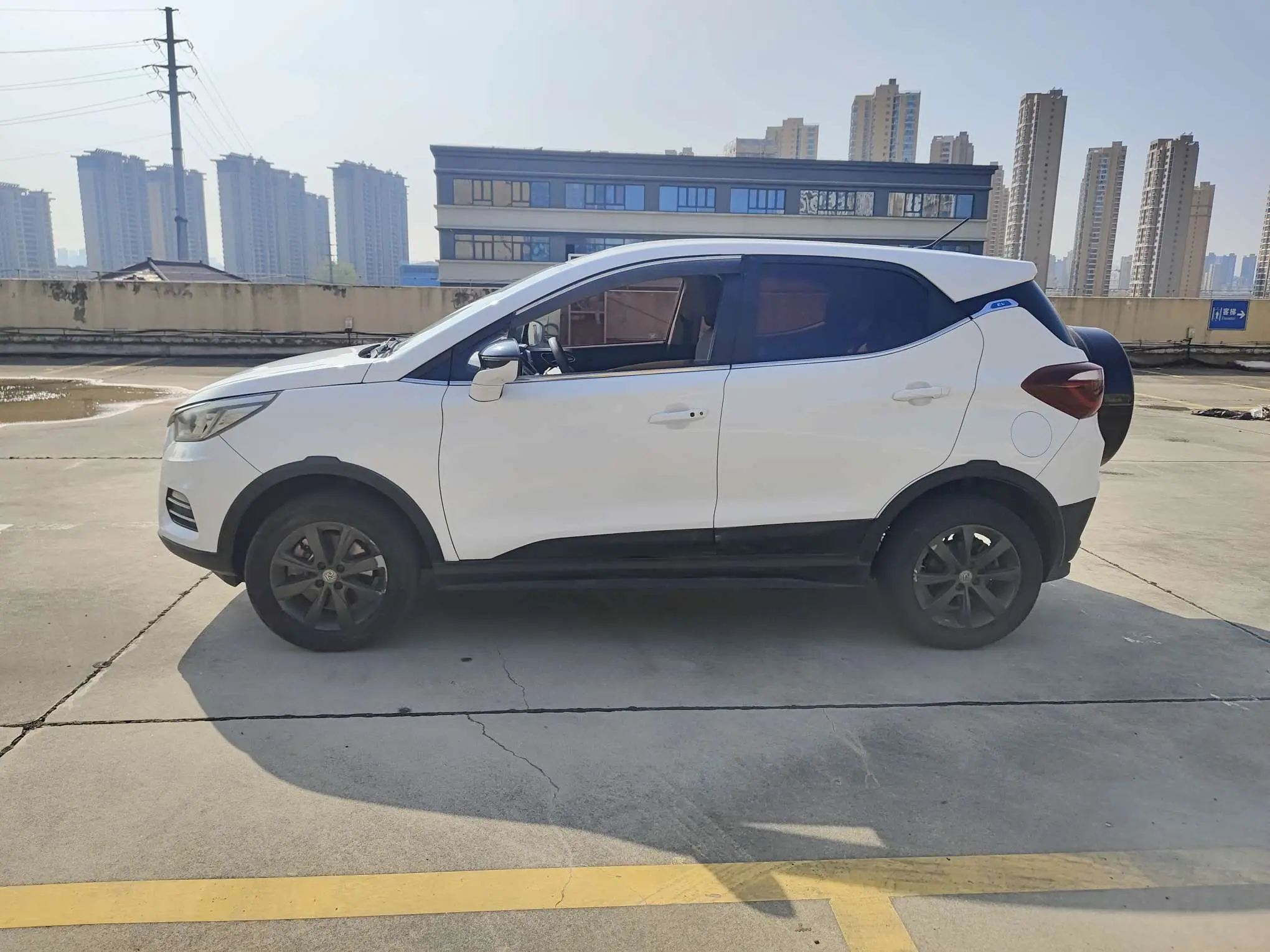 BYD Yuan EV