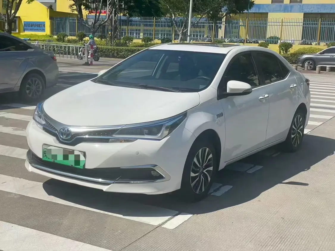 Toyota Corolla Dual Engine E+