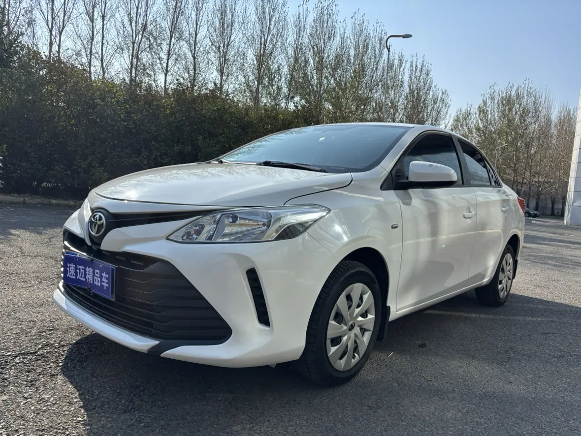 Toyota Vios  из Китая