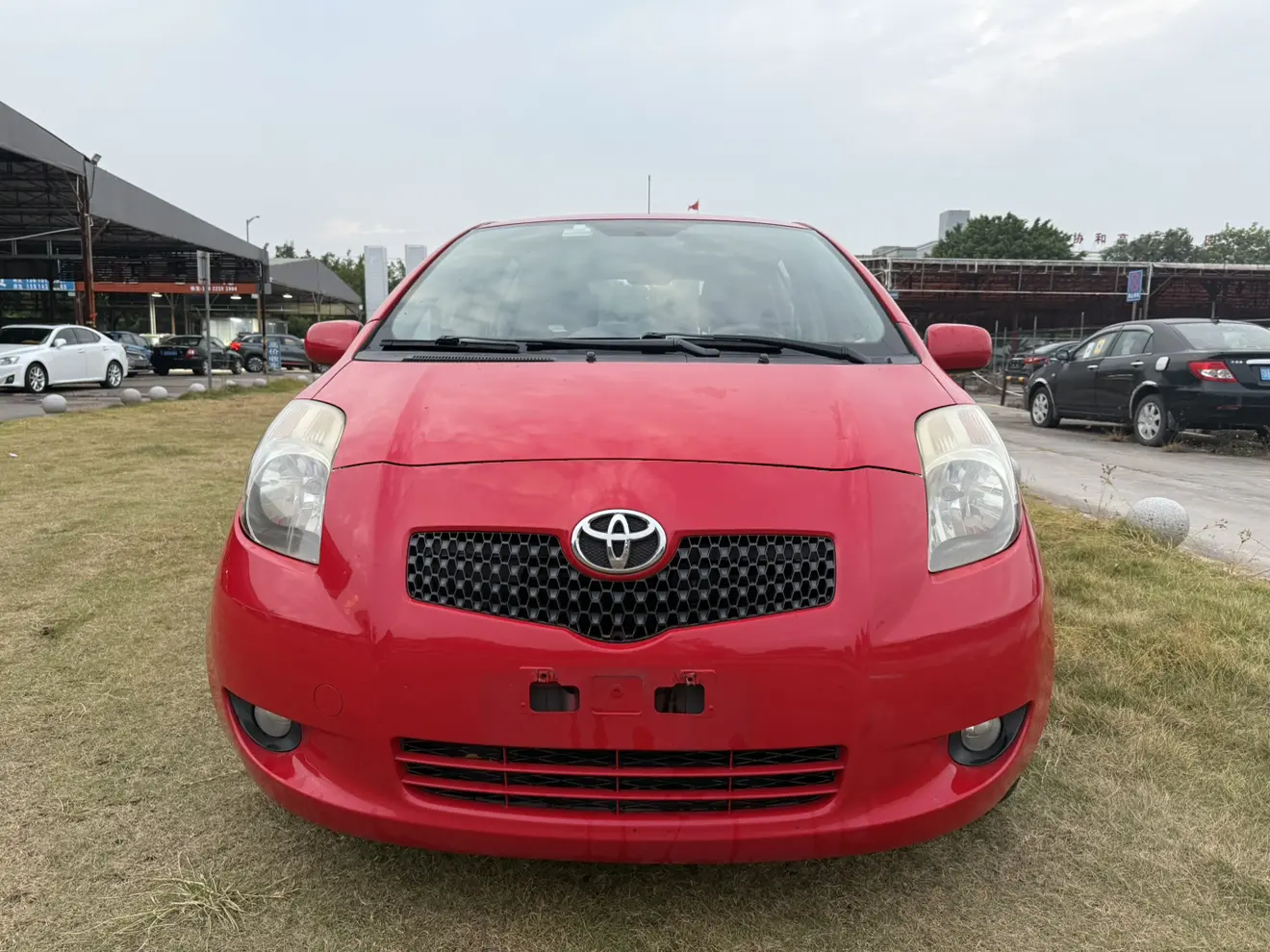 Toyota Yaris  из Китая