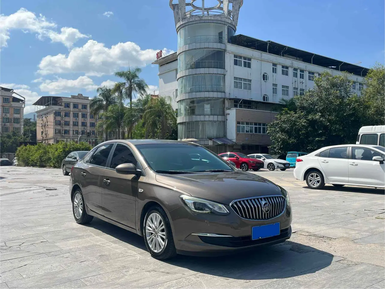 Buick Yinglang