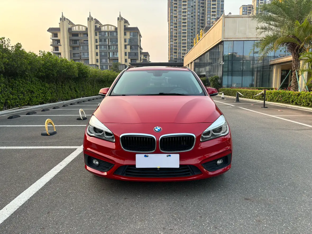 BMW 2 series station wagon  из Китая