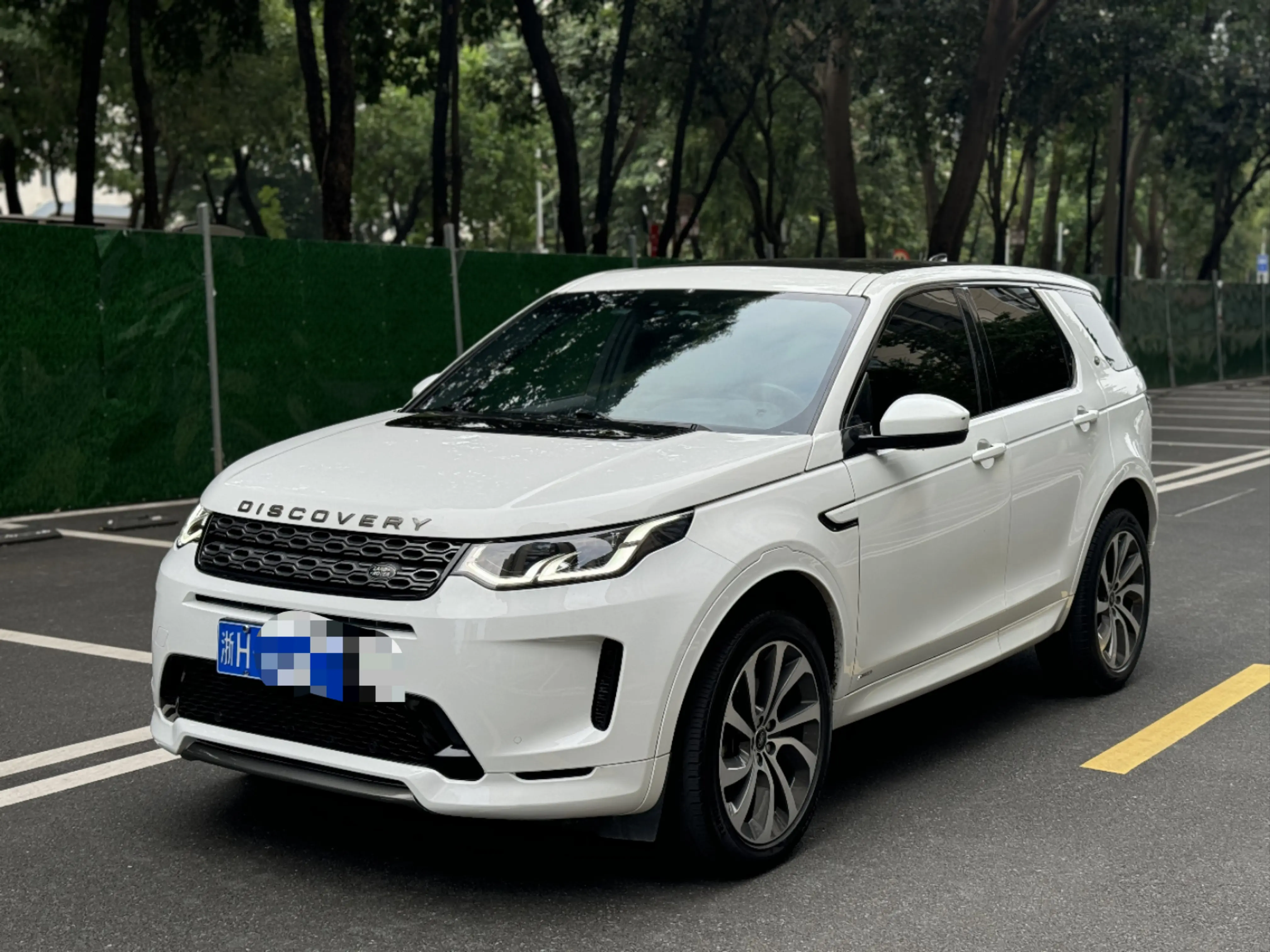 Land Rover Discover Sports