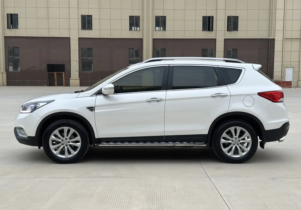 Dongfeng Fengshen AX7