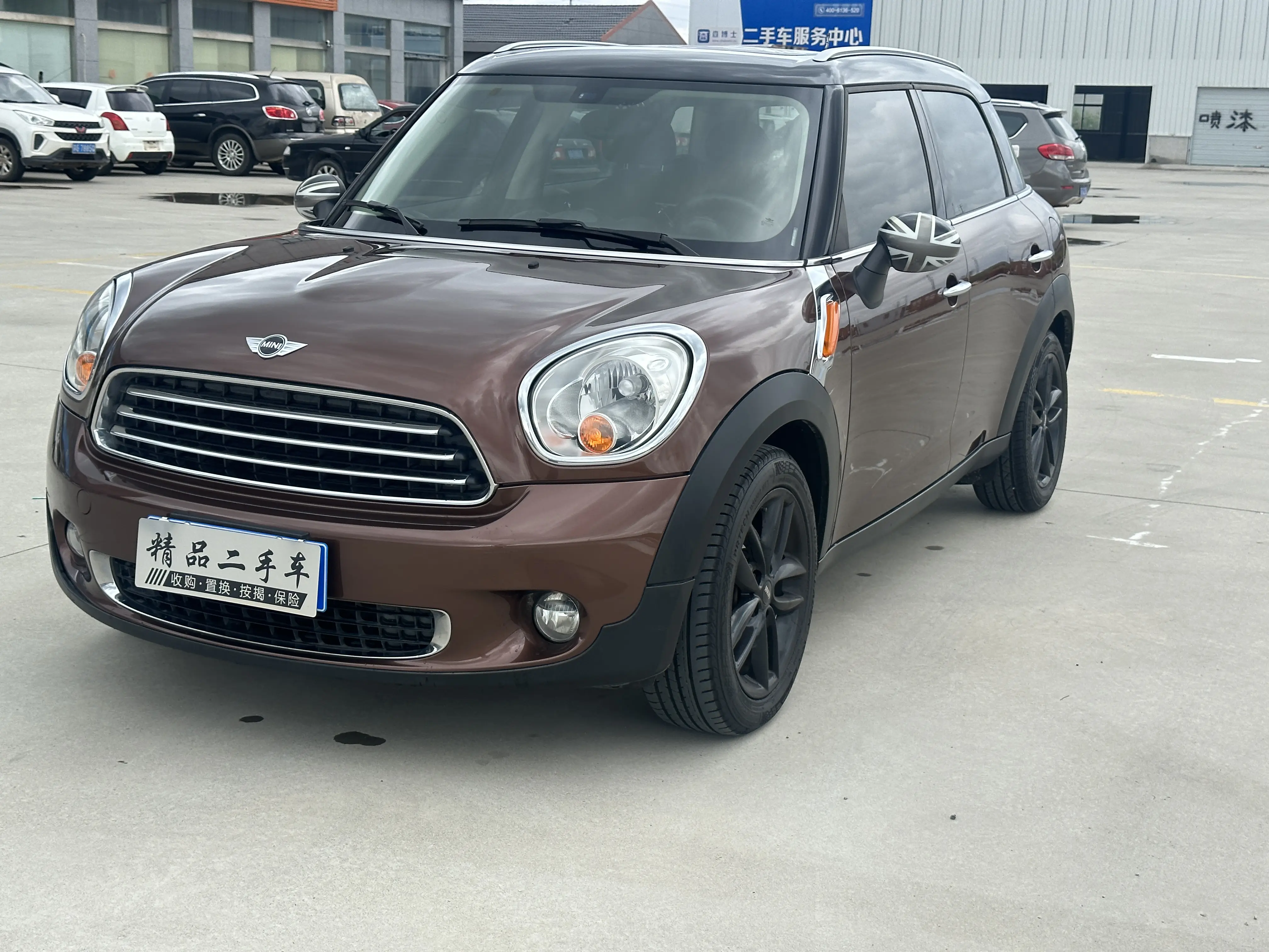 MINI COUNTRYMAN