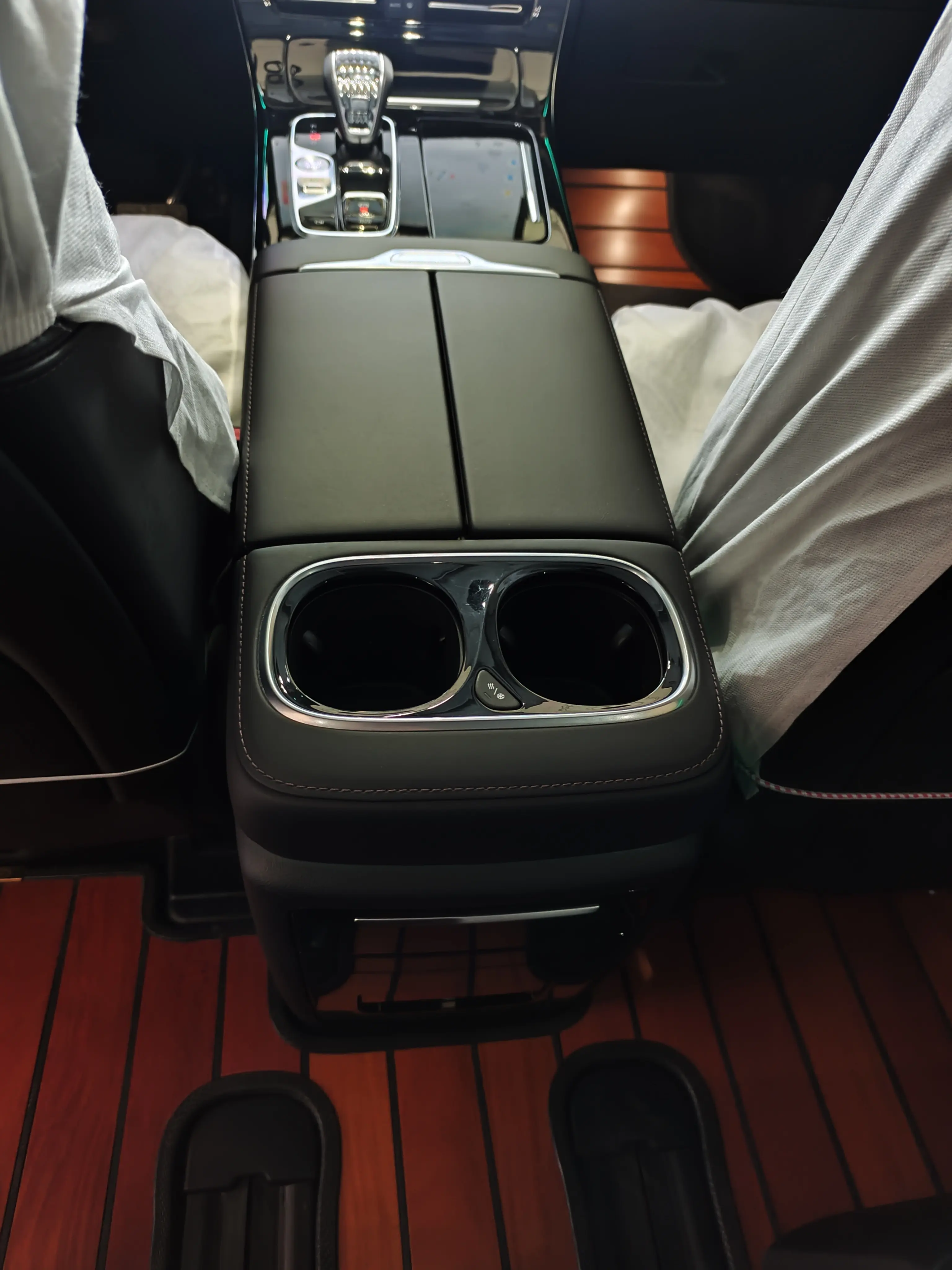 GAC Trumpchi M8  из Китая