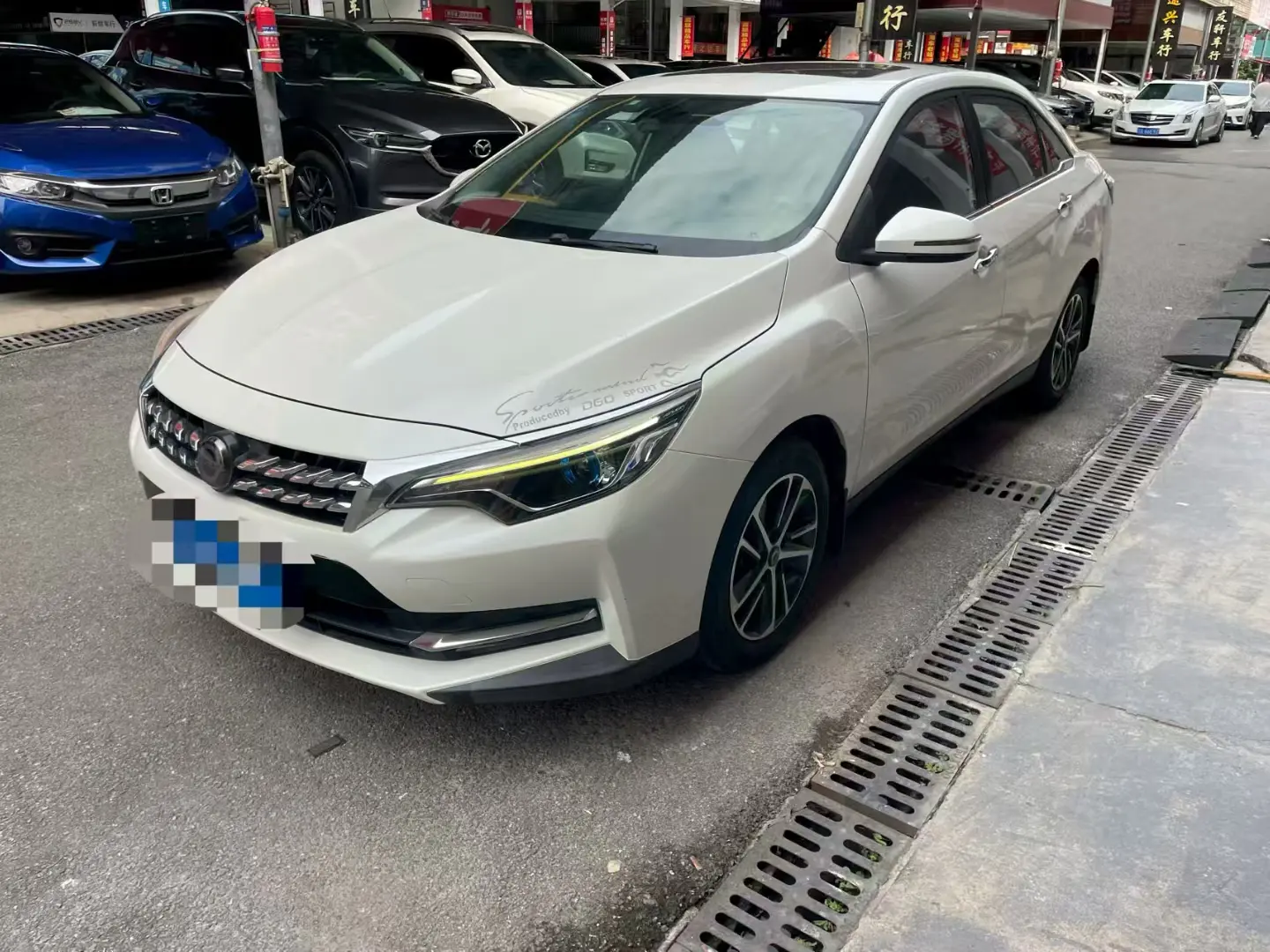 Kai Chen Venucia D60