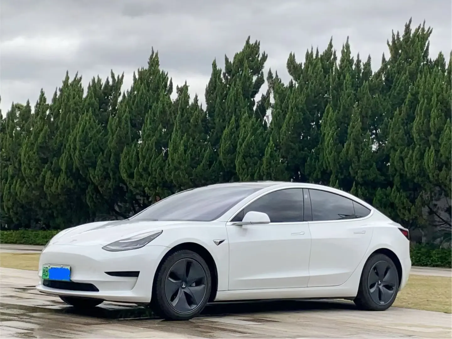 Tesla Model 3  из Китая