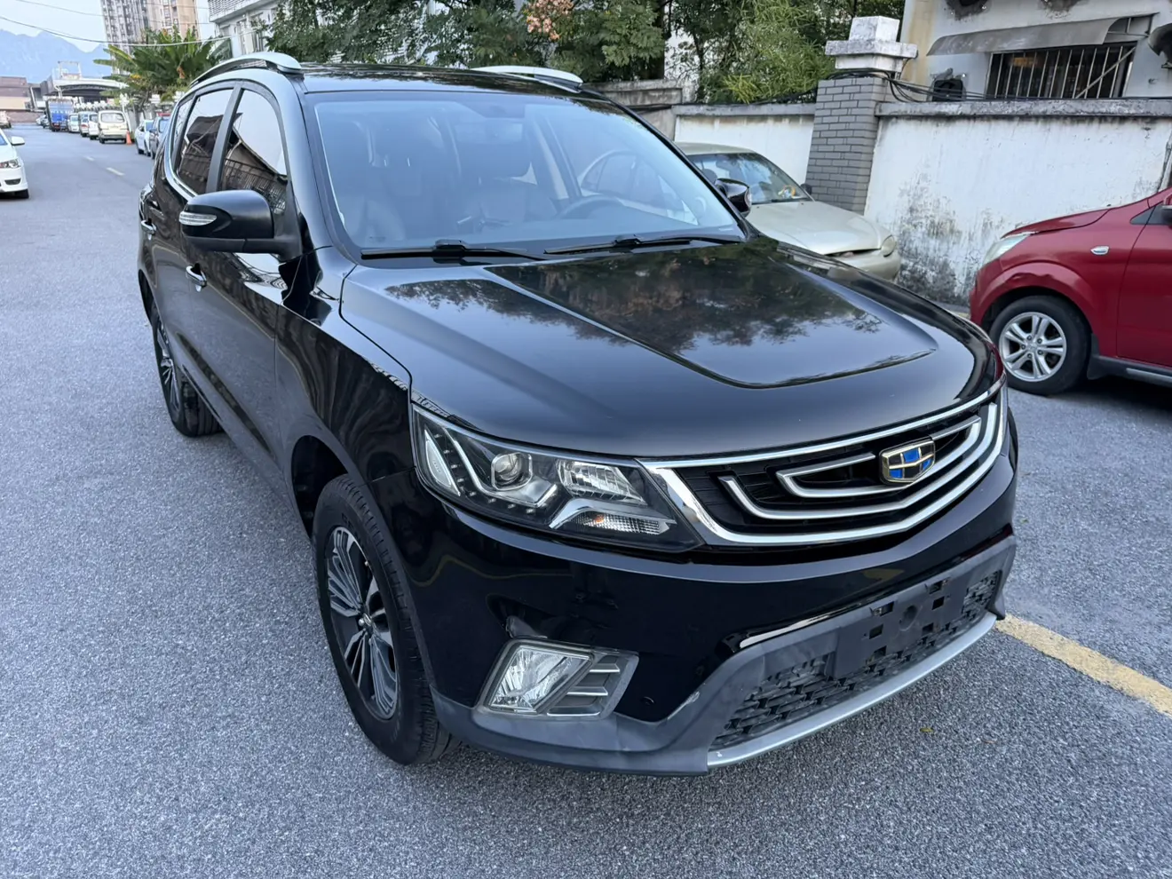 Geely Vision X6