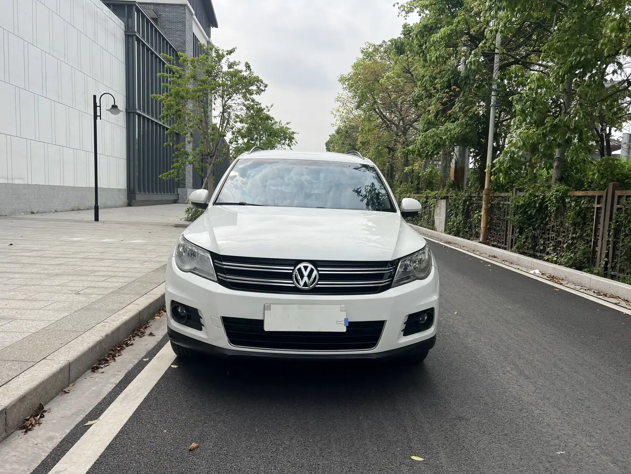 Volkswagen Tiguan  из Китая