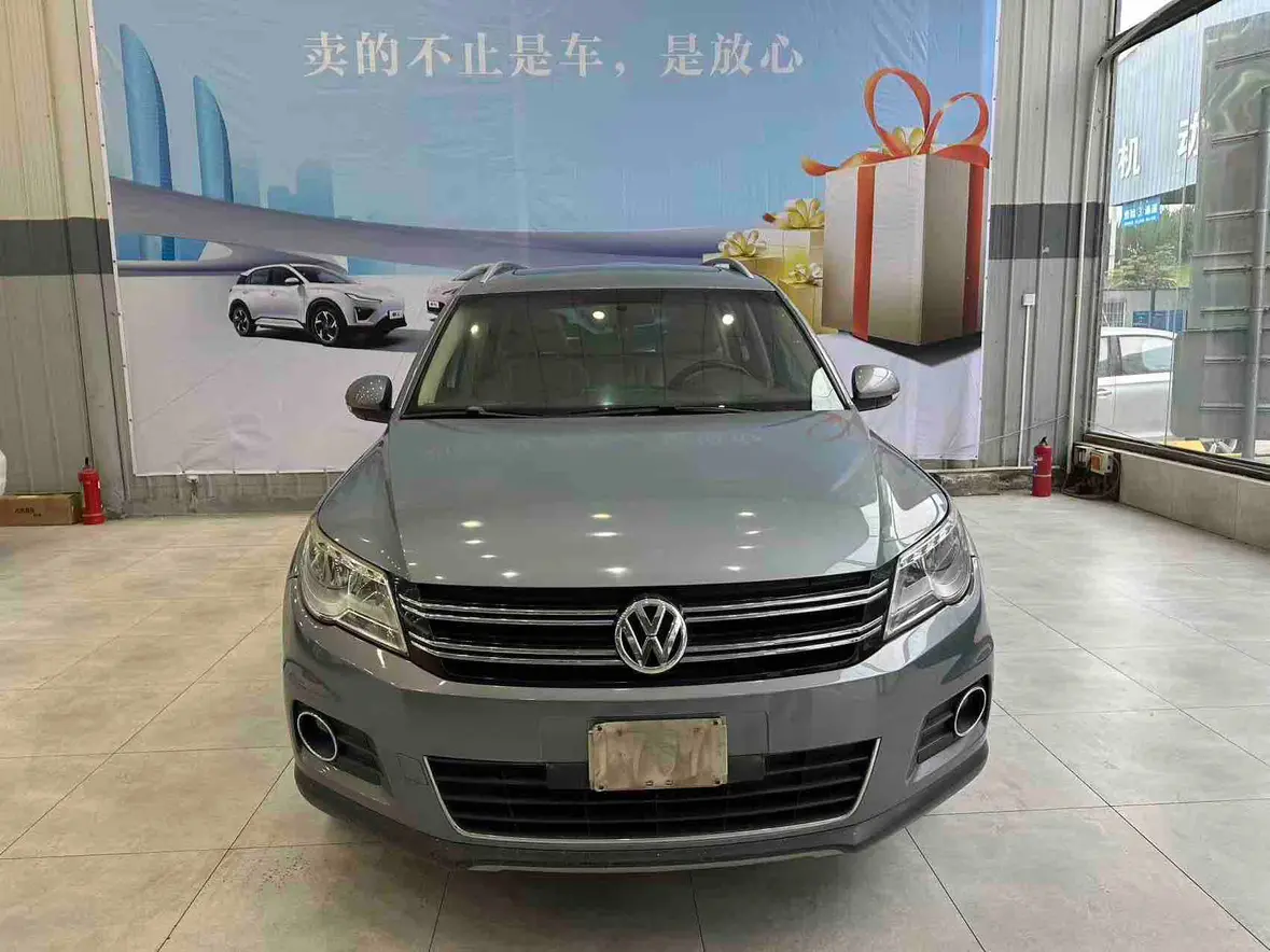 Volkswagen Tiguan  из Китая